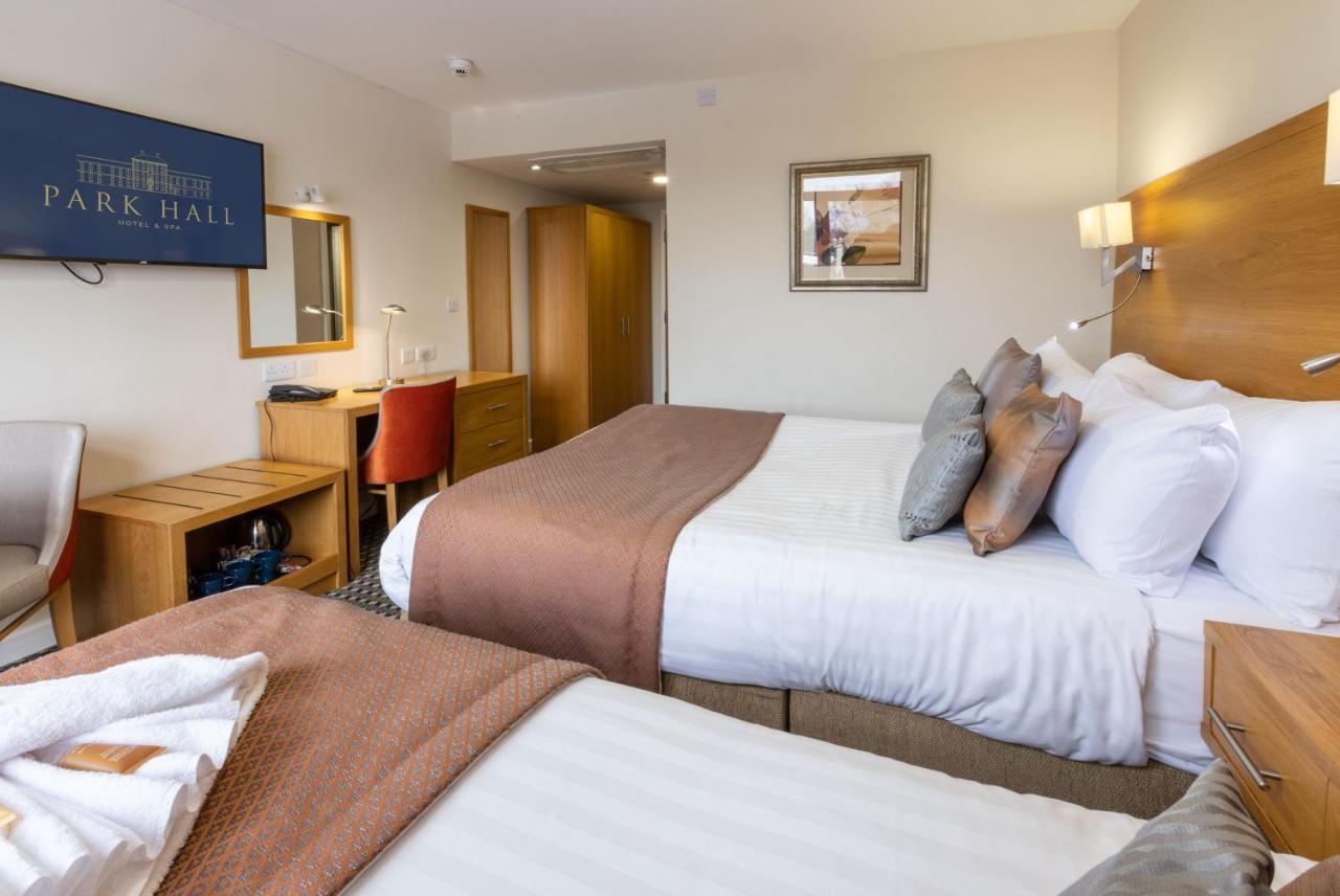 Park Hall Hotel And Spa Wolverhampton Exterior photo