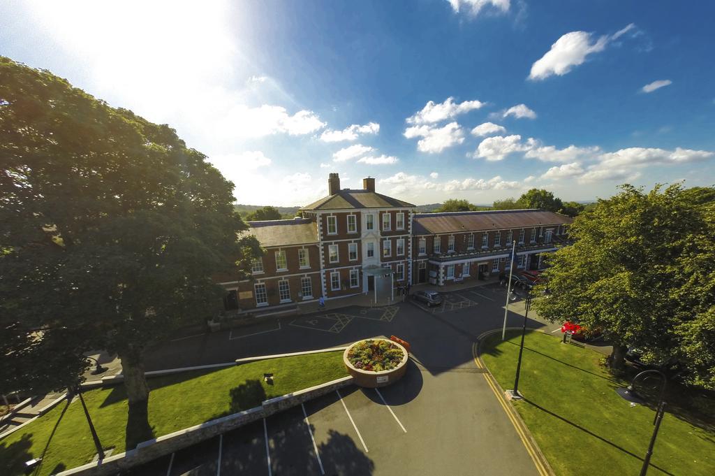 Park Hall Hotel And Spa Wolverhampton Exterior photo